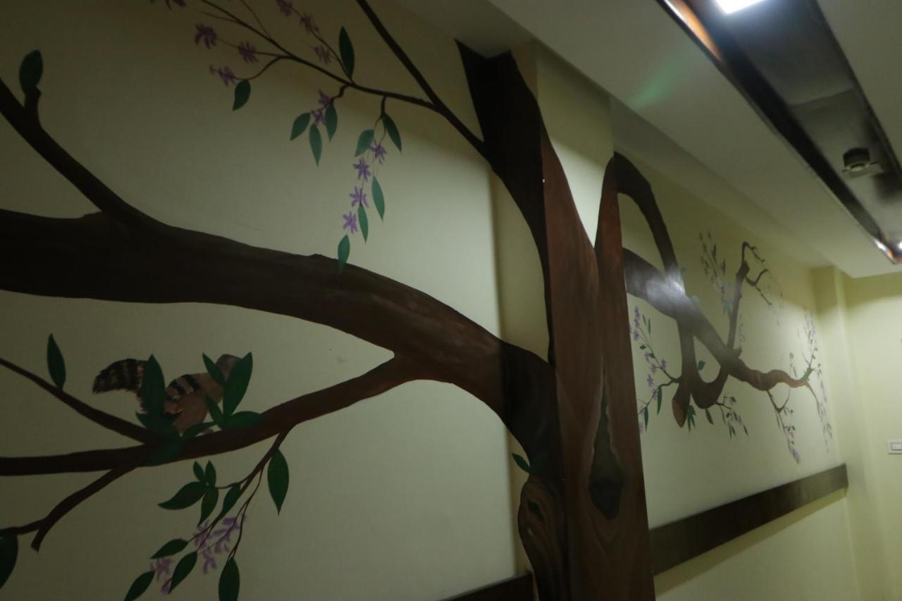 Hotel Eurasia Mohali International Airport Zirakpur Eksteriør billede