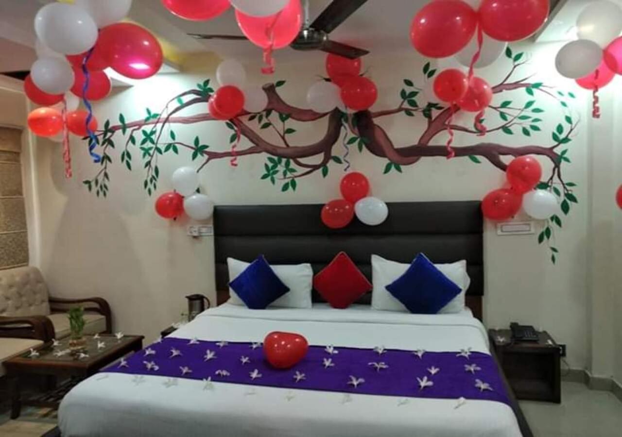 Hotel Eurasia Mohali International Airport Zirakpur Eksteriør billede